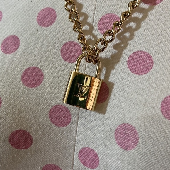 Vintage LV Lock Key from the 70’s After Market Chain - Picture 3 of 6